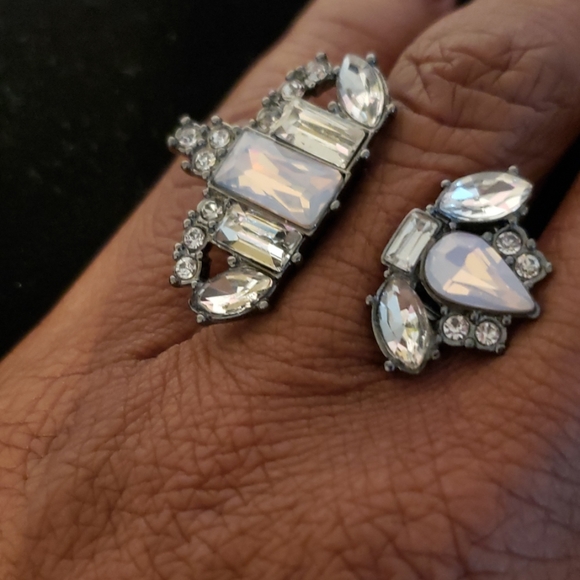 Ring - Picture 3 of 3